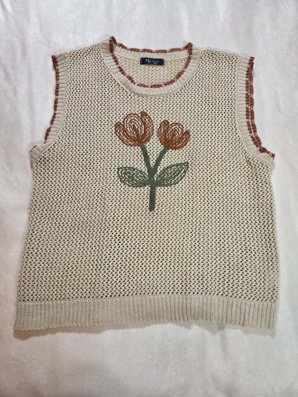 KLD Cream Knit Boho Vest with Brown Tulip Embroidery, size M/L - Picture 3 of 8